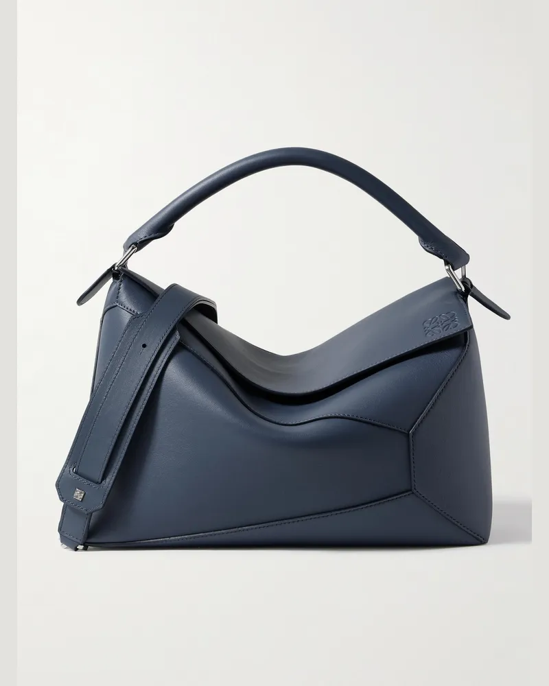 Loewe Puzzle Edge Large Umhängetasche aus Leder mit Logoprägung Blau