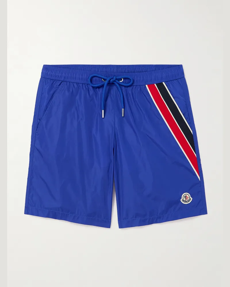 Moncler Gerade geschnittene mittellange Badeshorts aus recyceltem Material mit Streifen und Logoapplikation Blau