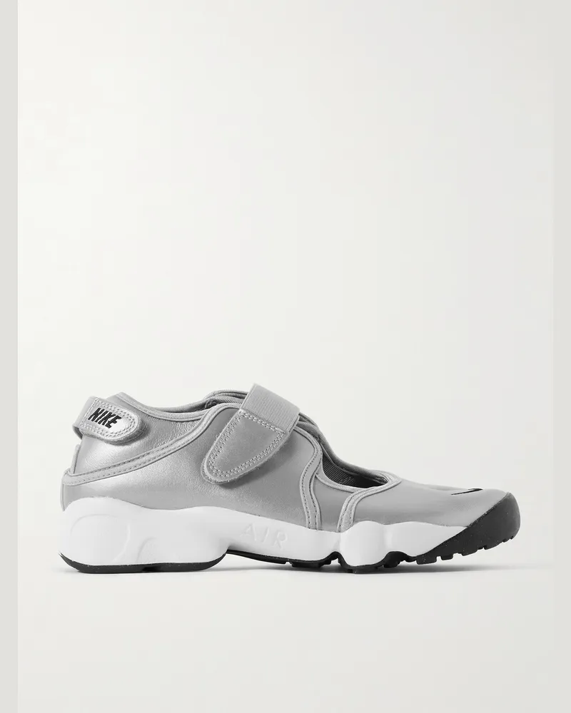 Nike Air Rift Sneakers aus Metallic-Leder mit geteilter Kappe Silber