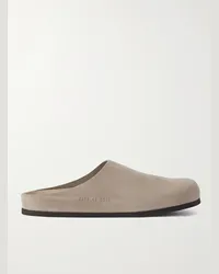 Common Projects Clogs aus Veloursleder mit Logoprägung Braun