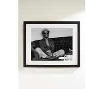 1973 Stevie Relaxing – Gerahmter Fotodruck, 41 x 51 cm