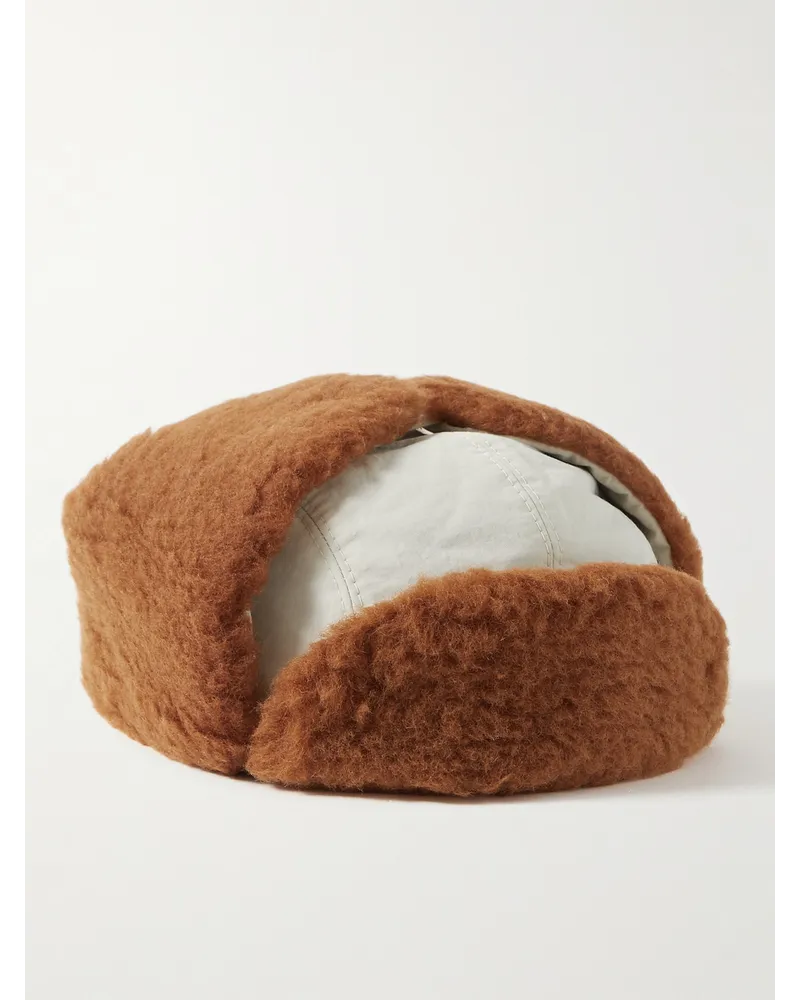 A Kind Of Guise Khoni Trapper-Mütze aus recyceltem Nylon und Fleece aus einer Woll-Baumwollmischung Weiß