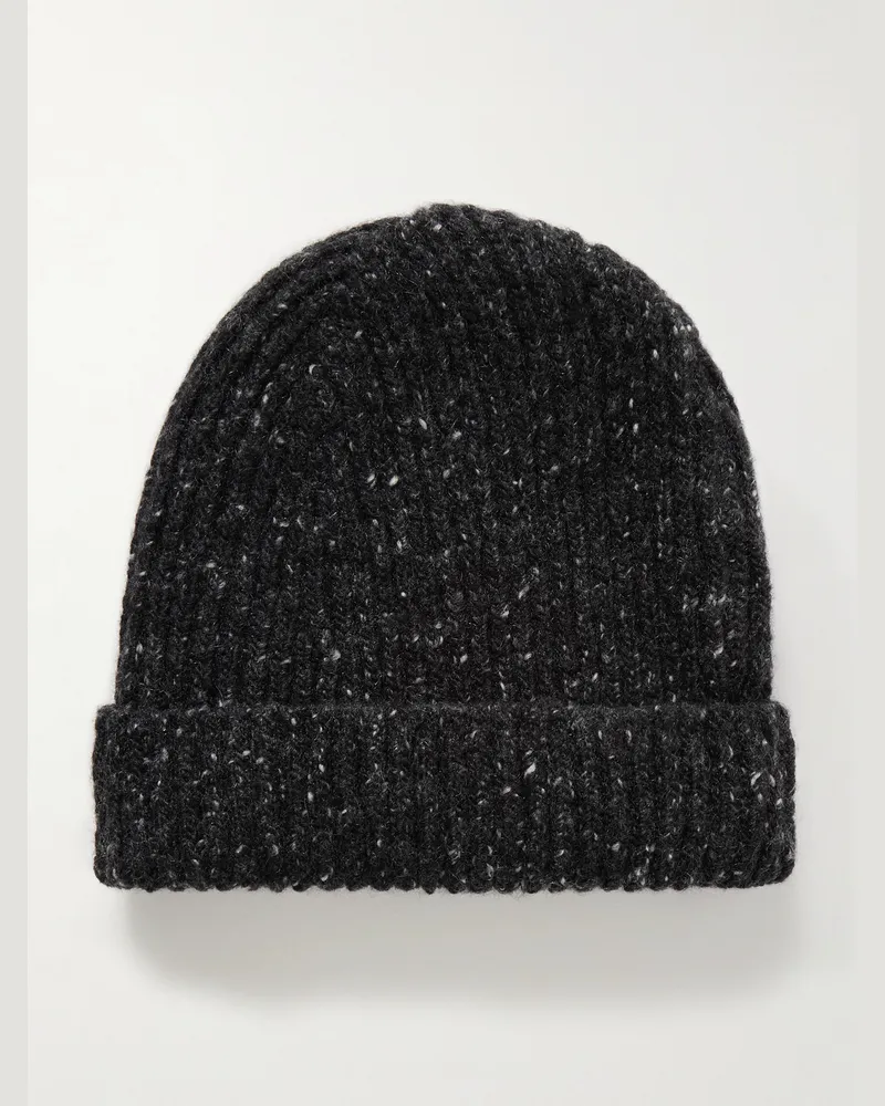 Inis Meáin Beanie aus Donegal-Garn aus Kaschmir in Rippstrick Schwarz