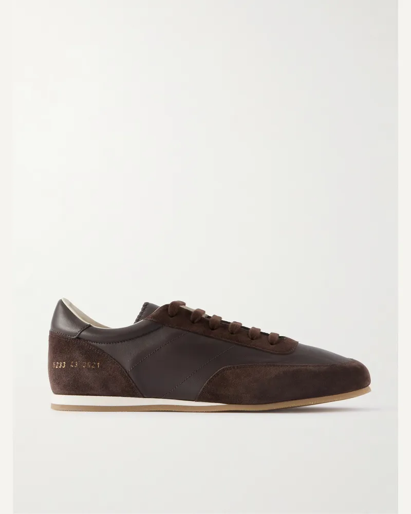 Common Projects Minimal Runner Sneakers aus Leder mit Velourslederbesatz Braun