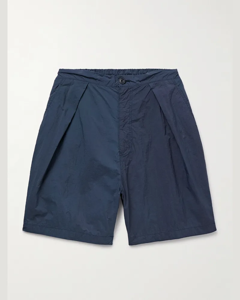 Blue Blue Japan Schmal zulaufende Shorts aus Nylon mit Falten in Indigo-Färbung Blau