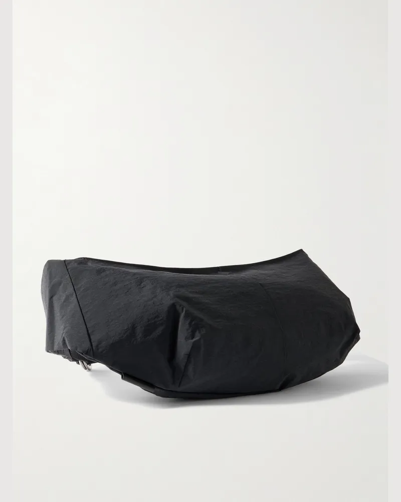 MASTER PIECE Sash Umhängetasche aus beschichtetem Nylon mit Lederbesatz Schwarz