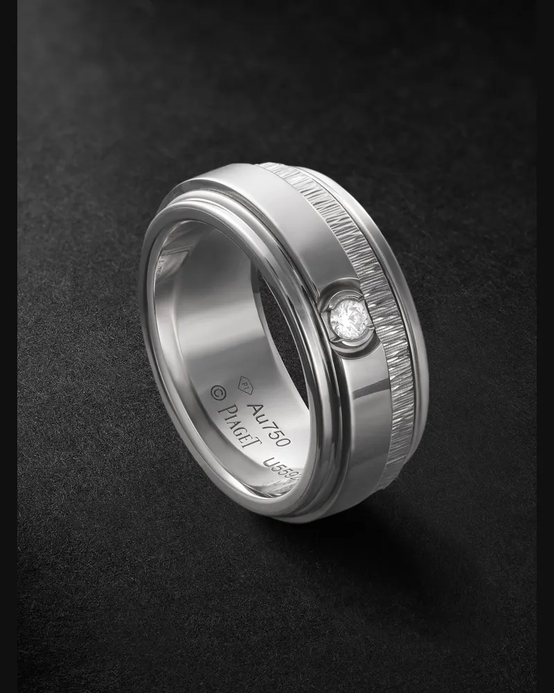 Piaget Possession Large Engraved 18-Karat White Gold Diamond Ring Silver