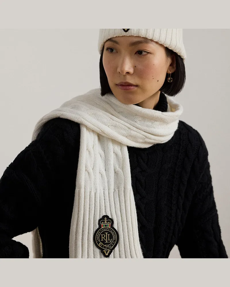 Ralph Lauren Schal mit Zopfmuster und Wappenaufnäher Cream