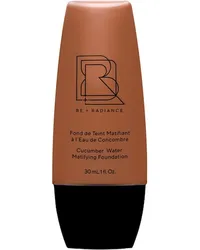 BE + Radiance Make-up Teint Cucumber Water Matifying Foundation Nr. 70 Very Deep / Warm 933,33 € / 1 l 