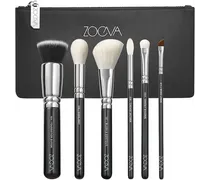 Pinsel Pinselsets The Essential Brush Set Brush Clutch + 104 Foundation Buffer + 105 Highlight + 127 Blush & Contour + 228 Crease Definer ü+ 234 Smoky Shader + 317 Wing Liner