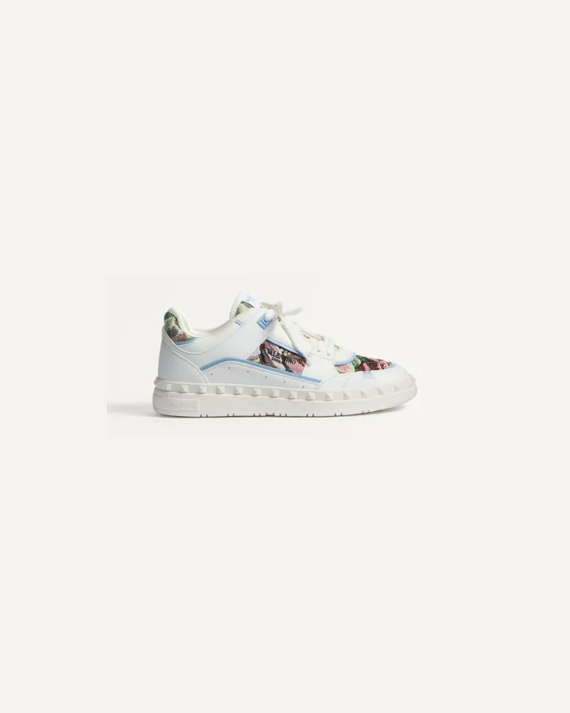 Valentino Garavani FREEDOTS LOW-TOP SNEAKER aus KALBSLEDER und STOFF Mann Weiß