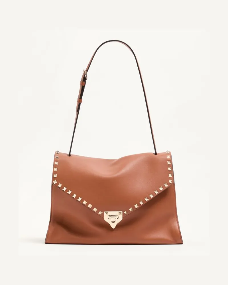 Valentino Garavani Mittelgroße Valentino Garavani Rockstud Maxxing Schultertasche aus weichem Kalbsleder Frau HELLBRAUN Hellbraun