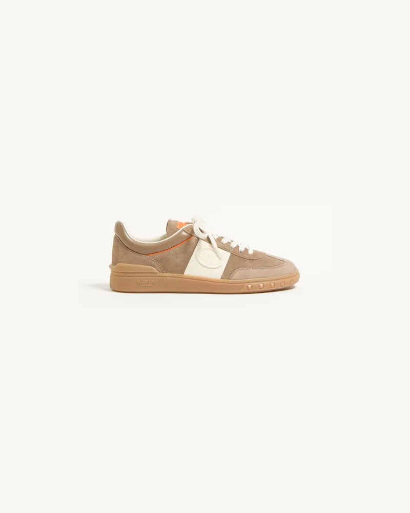 Valentino Garavani Upvillage Low-Top-Sneaker Aus Spalt- Und Kalbsnappaleder Mann KHAKI/ELFENBEIN Khaki