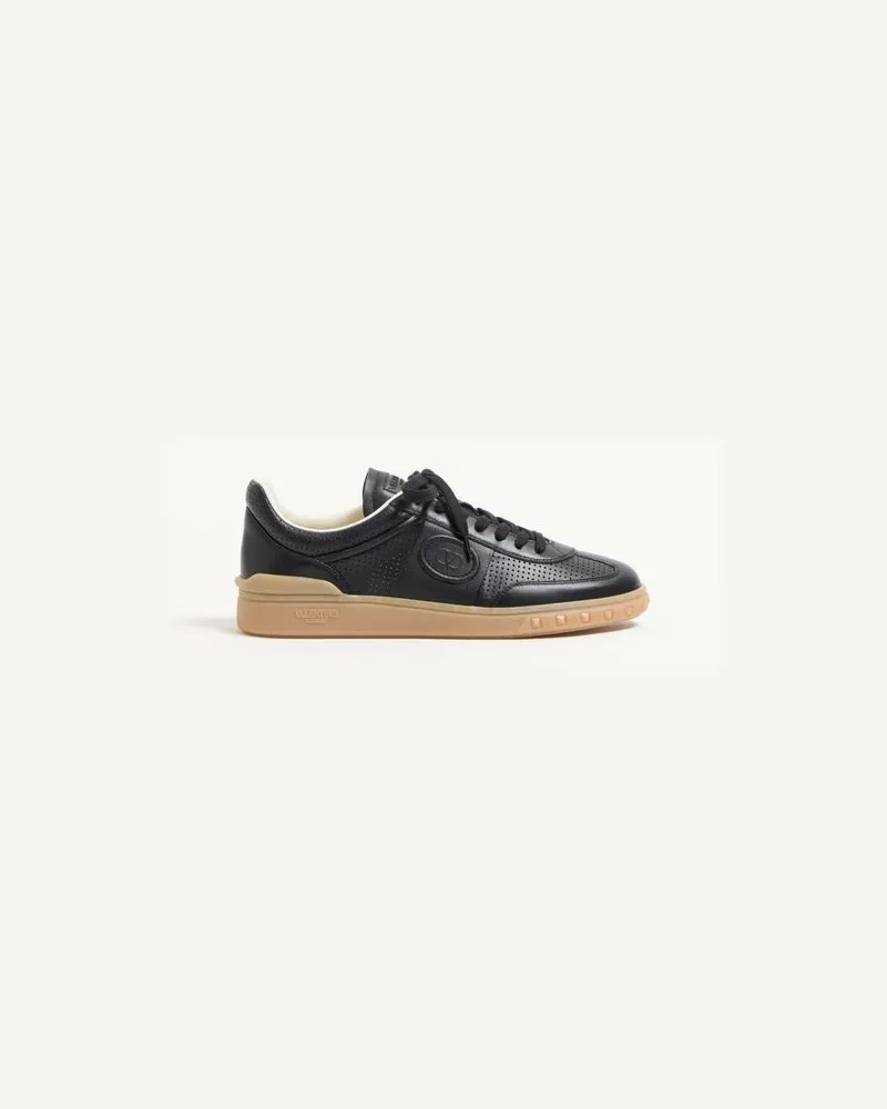 Valentino Garavani Upvillage Low-Top-Sneaker Aus Perforiertem Nappaleder Mann SCHWARZ Schwarz