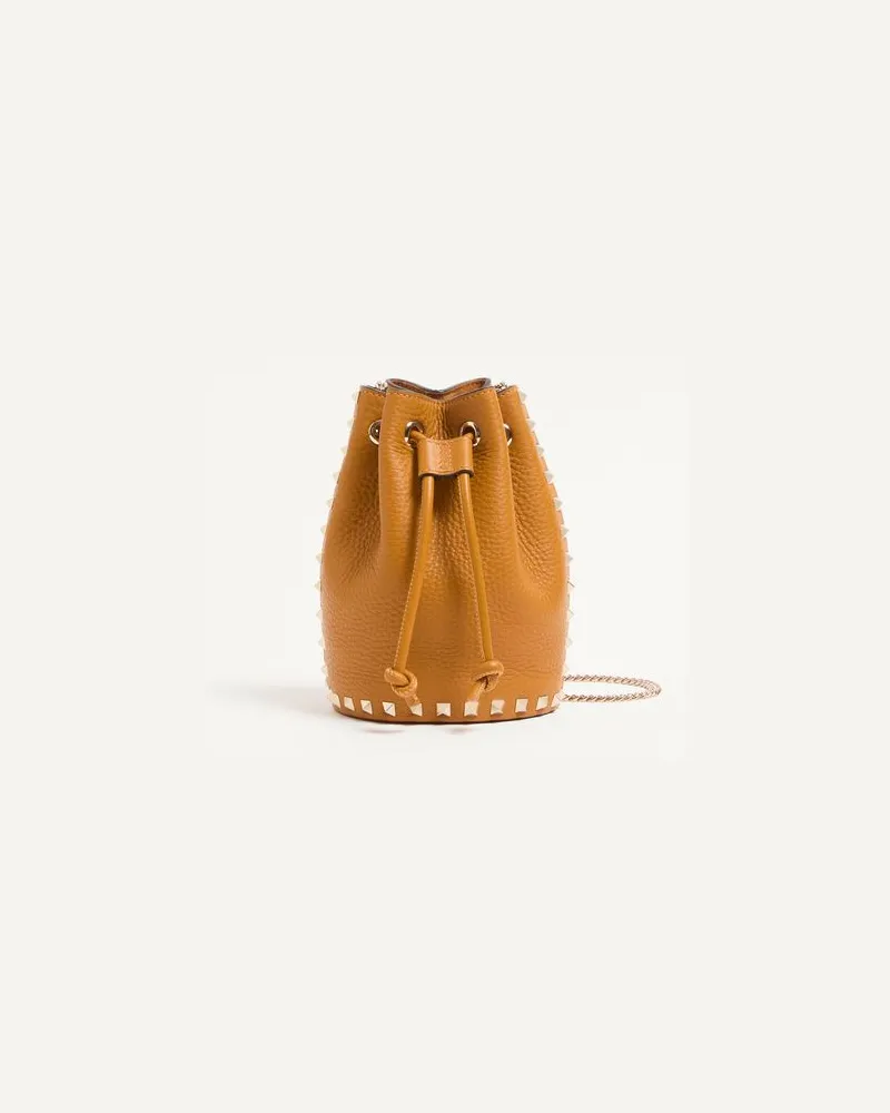 Valentino Garavani Rockstud Mini Bucket Bag aus genarbtem Kalbsleder Frau GOLDEN CUIR Golden