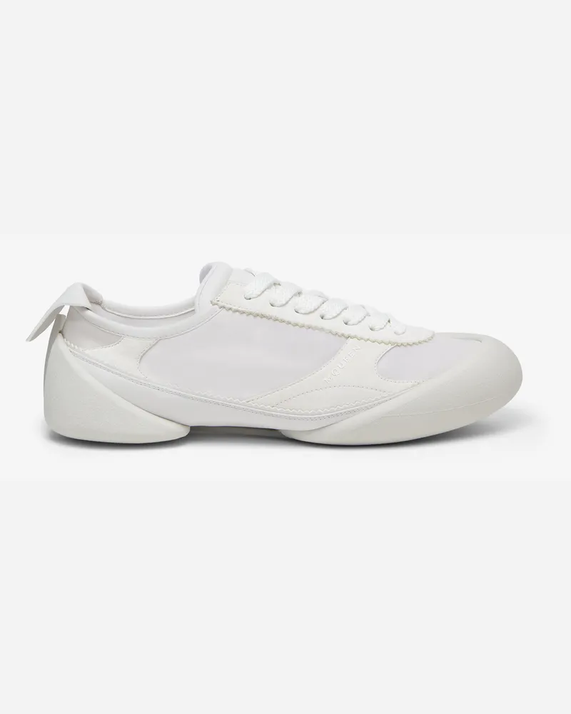 Alexander McQueen Flexion Sneaker - Item 828616W4AAT9029 Weiss