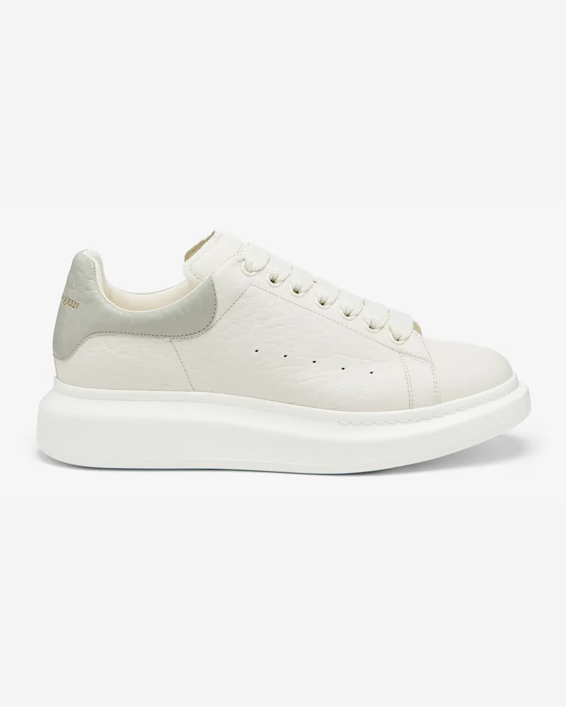 Alexander McQueen Oversized-Sneaker - Item 807881WHAEG9012 Off