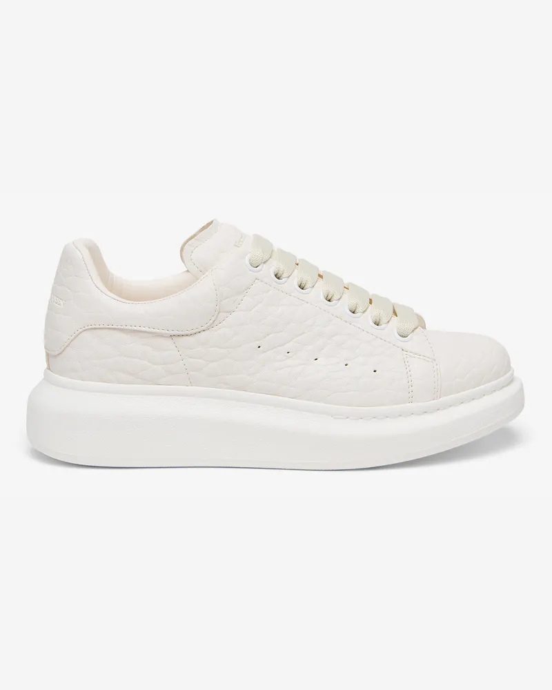 Alexander McQueen Oversized-Sneaker - Item 808173WHAEG9022 Off