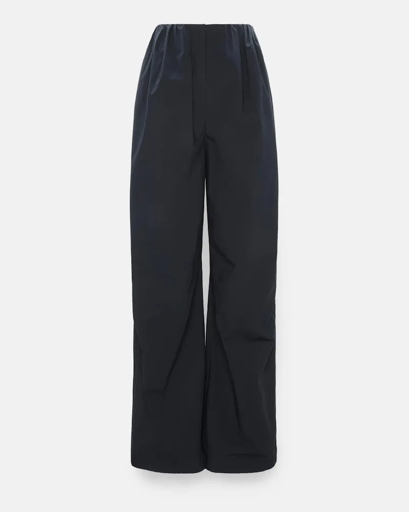 Dorothee Schumacher Hose mit Bundfältchen aus garment washed Baumwoll-Popeline Blau