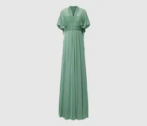 Abendkleid mit Raffungen