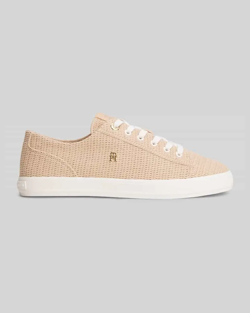 Tommy Hilfiger Low Top Sneaker in Strickoptik mit Logo Applikation Beige