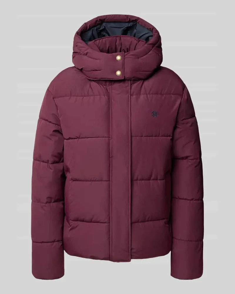 Superdry. Regular Fit Jacke in Stepp-Optik Bordeaux