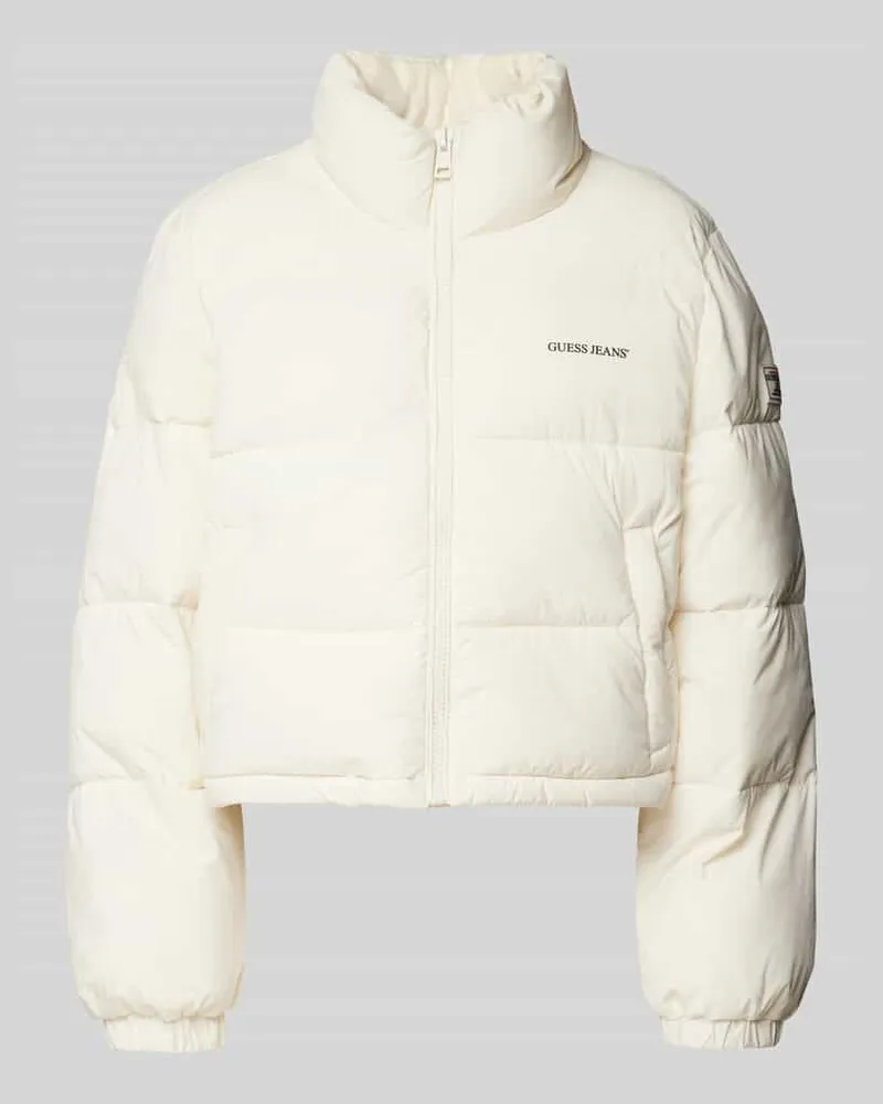 Guess Cropped Steppjacke mit Label-Print Ecru