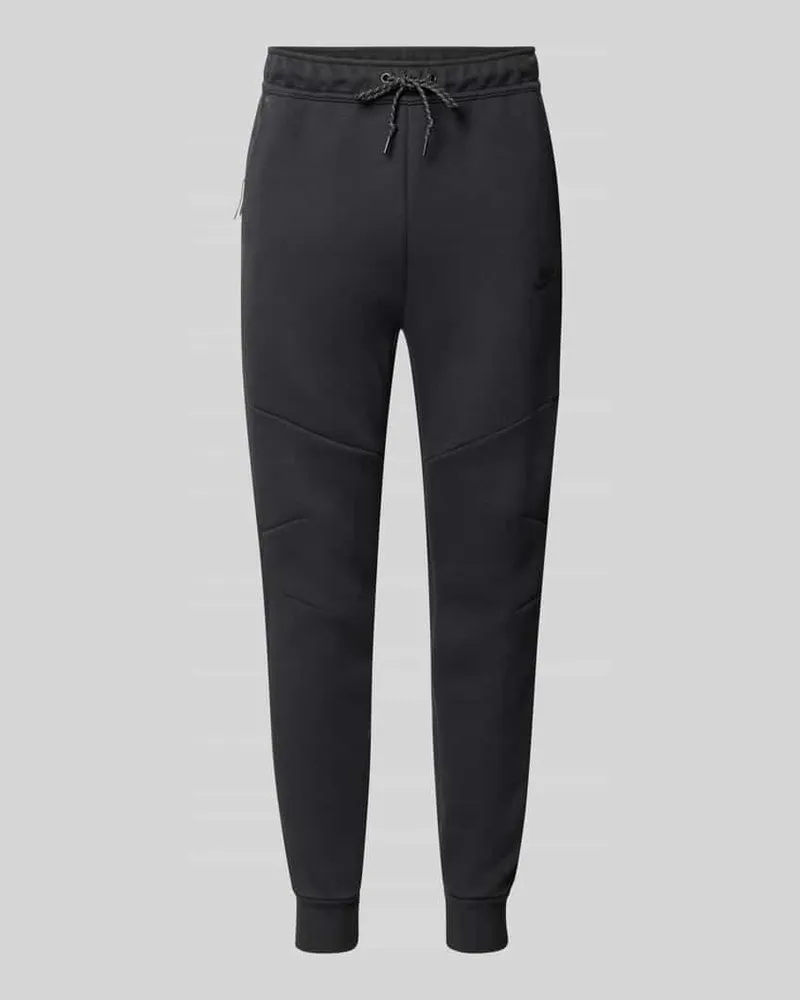 Nike Slim Fit Sweathose aus Baumwoll-Mix Black