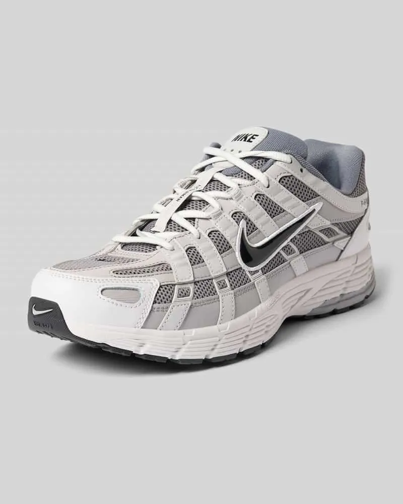 Nike Sneaker mit Logo und Schnürung Mittelgrau