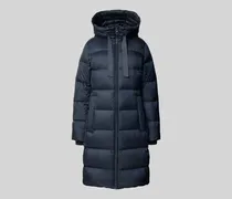 Regular Fit Daunenmantel mit Daunen-Feder-Füllung