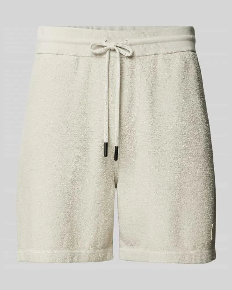 HUGO BOSS Shorts mit Label-Patch Modell 'Aponiolo Sand