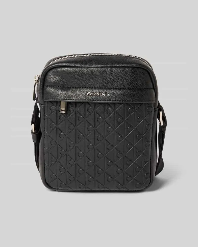 Calvin Klein Crossbody Bag mit Logo-Applikation Modell 'Reporter Black