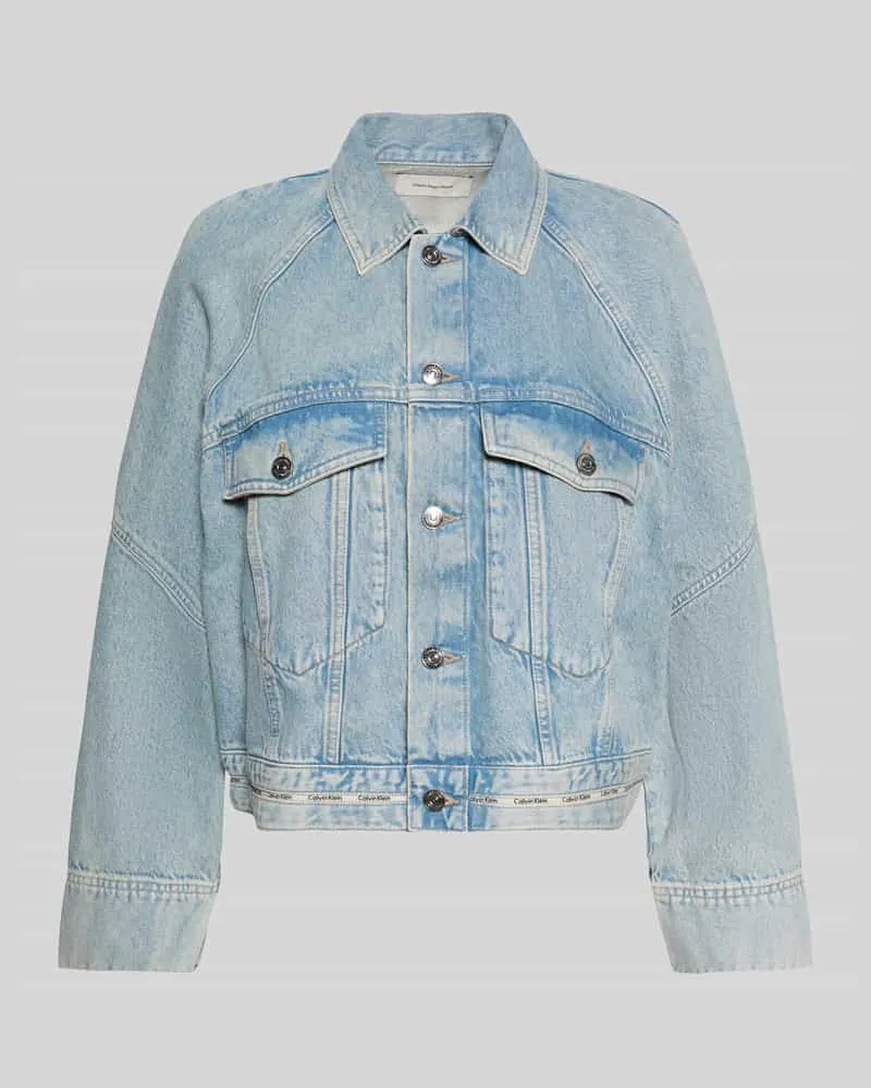 Calvin Klein Regular Fit Jeansjacke aus reiner Baumwolle mit Logo-Tape Hellblau