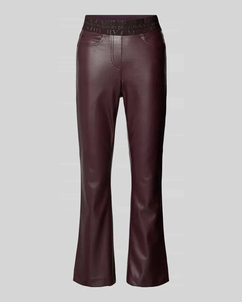 Cambio Regular Fit Lederhose mit elastischem Label-Bund Aubergine