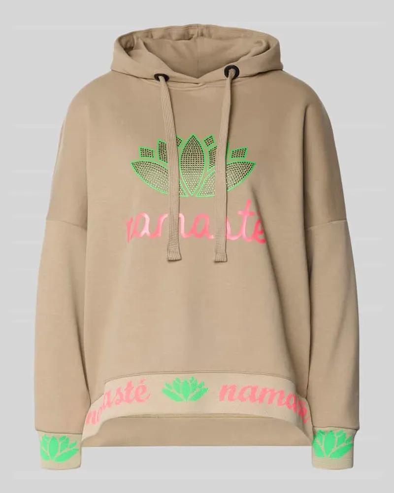Miss Goodlife Oversized Hoodie mit Strasssteinbesatz Modell 'Namaste Sand