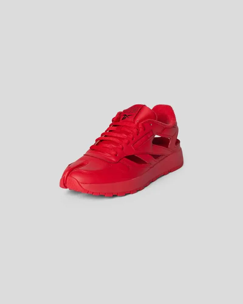 Maison Margiela Sneaker mit Cut Outs Rot