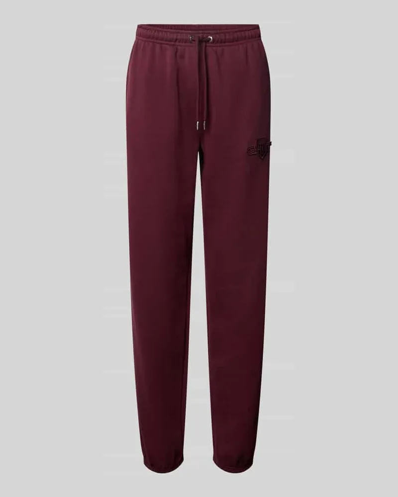 Gant Slim Fit Sweatpants mit Logo-Patch Modell 'Tonal Bordeaux