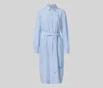 Hemdblusenkleid mit Bindegürtel und Logo-Stitching