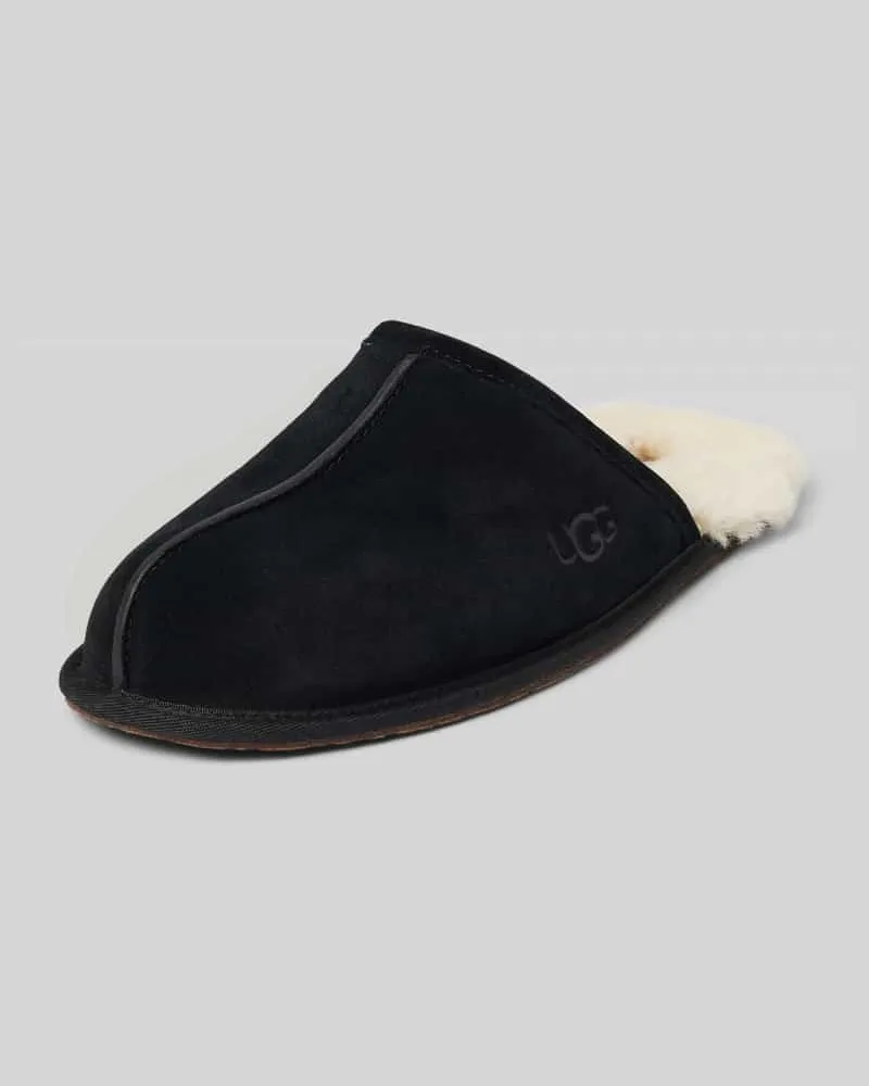 UGG Slides aus Veloursleder Modell 'SCUFF Black