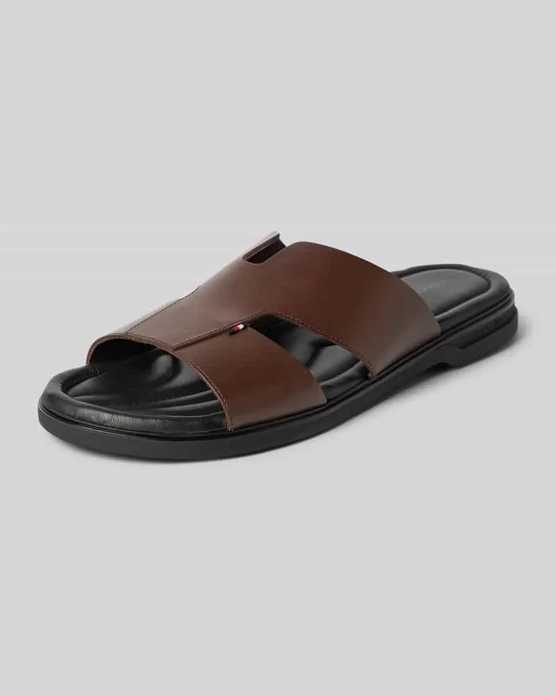 Tommy Hilfiger Slipper aus Leder mit Cut-out am Riemen Dunkelbraun