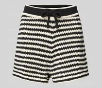 Shorts in Strick-Optik