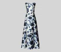 Abendkleid im Allover-Look