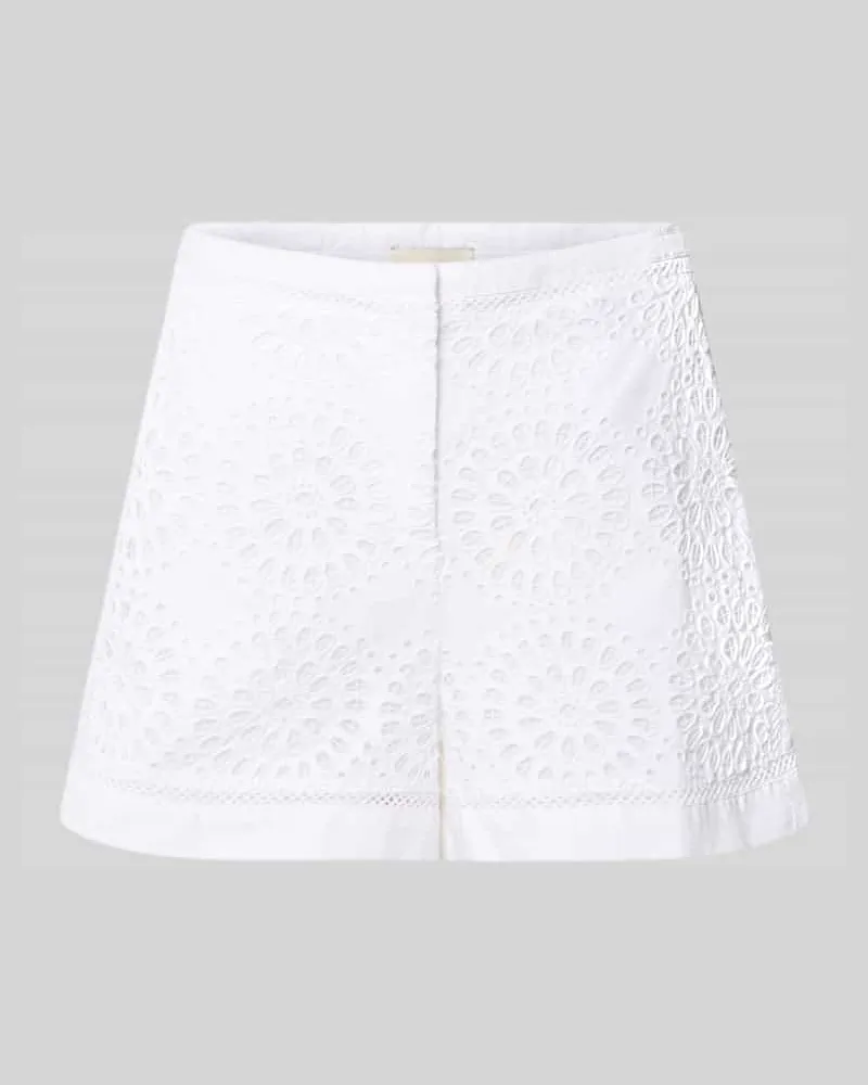 Stefanel Straight Fit Shorts mit floralem Loch-Stitching Modell 'Fiorenza Offwhite