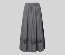 Maxirock mit Spitzenbesatz