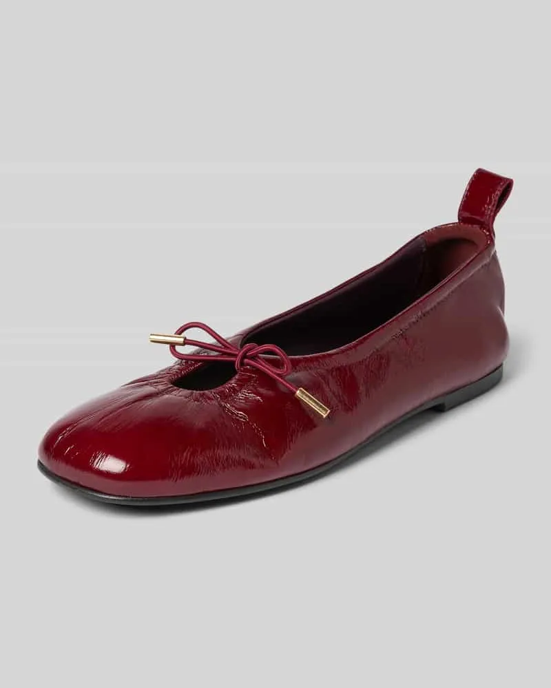 Alohas Ballerinas aus echtem Leder mit Zierschleife Modell 'Rosalind Bordeaux