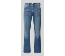Straight Fit Jeans mit Label-Patch Modell 'TRAMPER