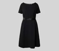 Knielanges Kleid mit Rundhalsausschnitt