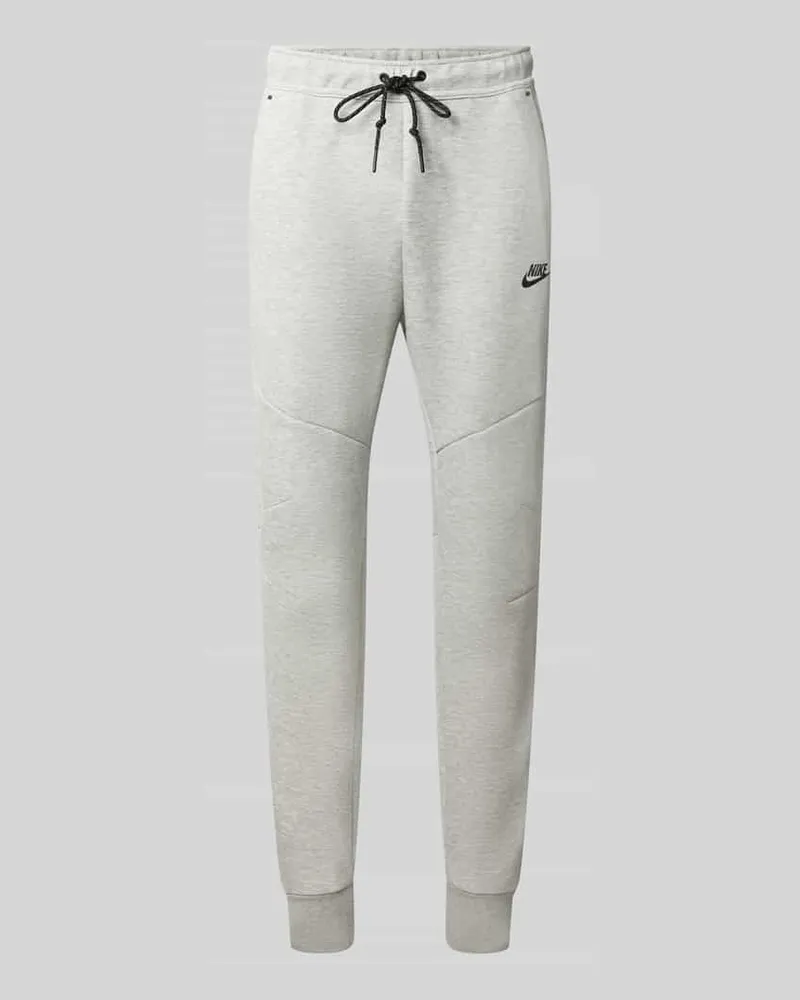 Nike Slim Fit Sweathose aus Baumwoll-Mix Mittelgrau