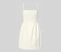 Tailliertes Cocktailkleid mit Viskose-Anteil Modell 'Kejani