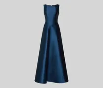 Abendkleid aus Satin mit Rundhalsausschnitt